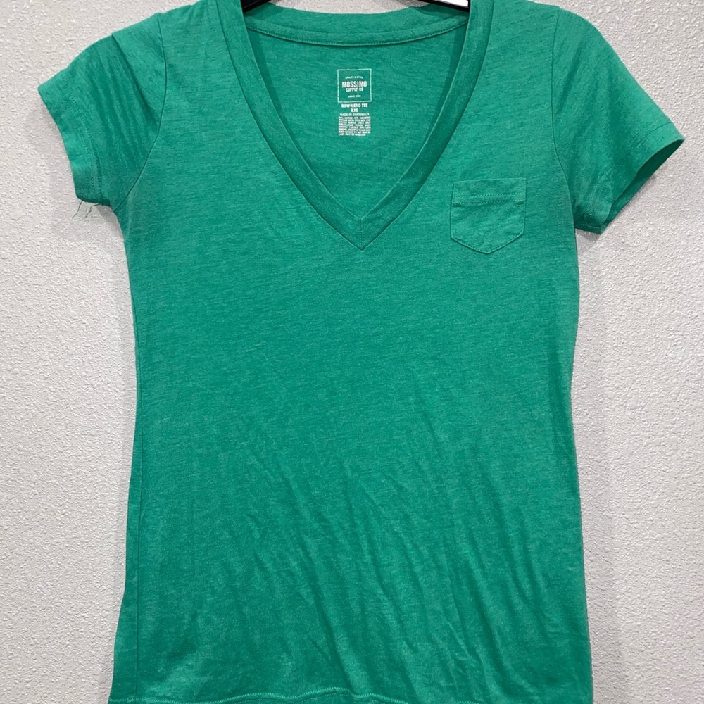 (Mossimo) V-neck Boyfriend Tee